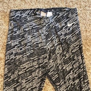 Nike leggings